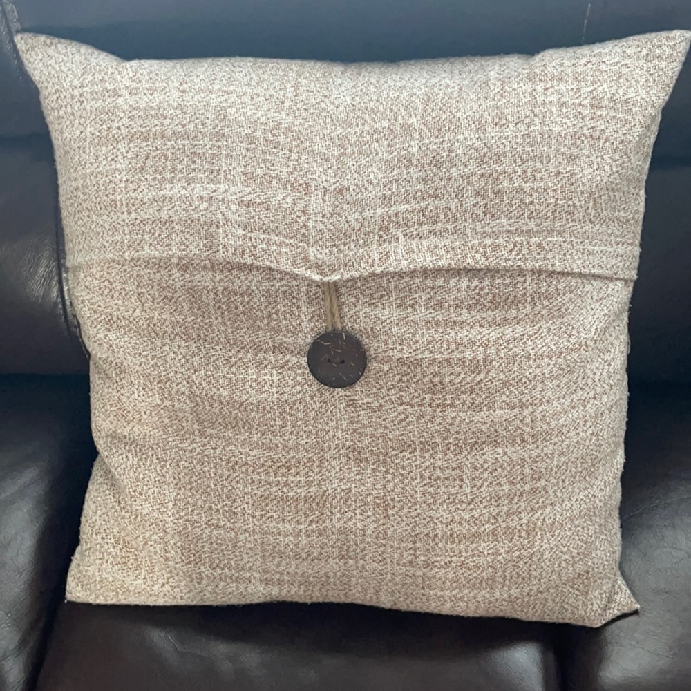 Tan accent pillow duvet